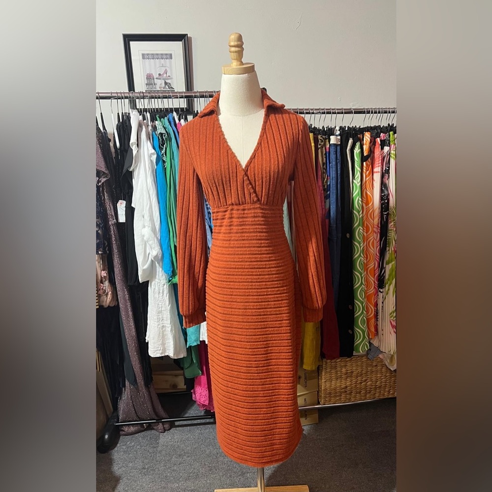 Ella Orange Pleated Sheath Dress with Notched Collar